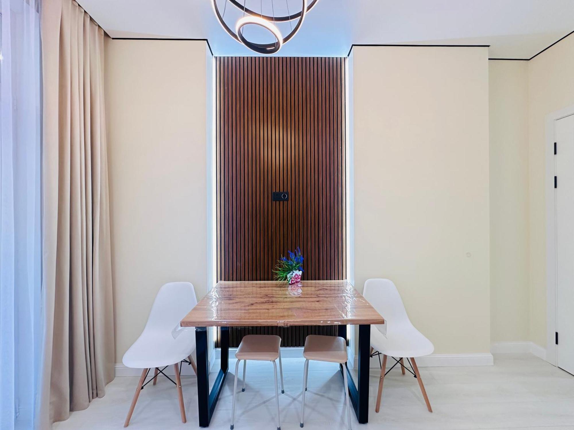 Shabyt One-room With Stylish Renovation Apartment