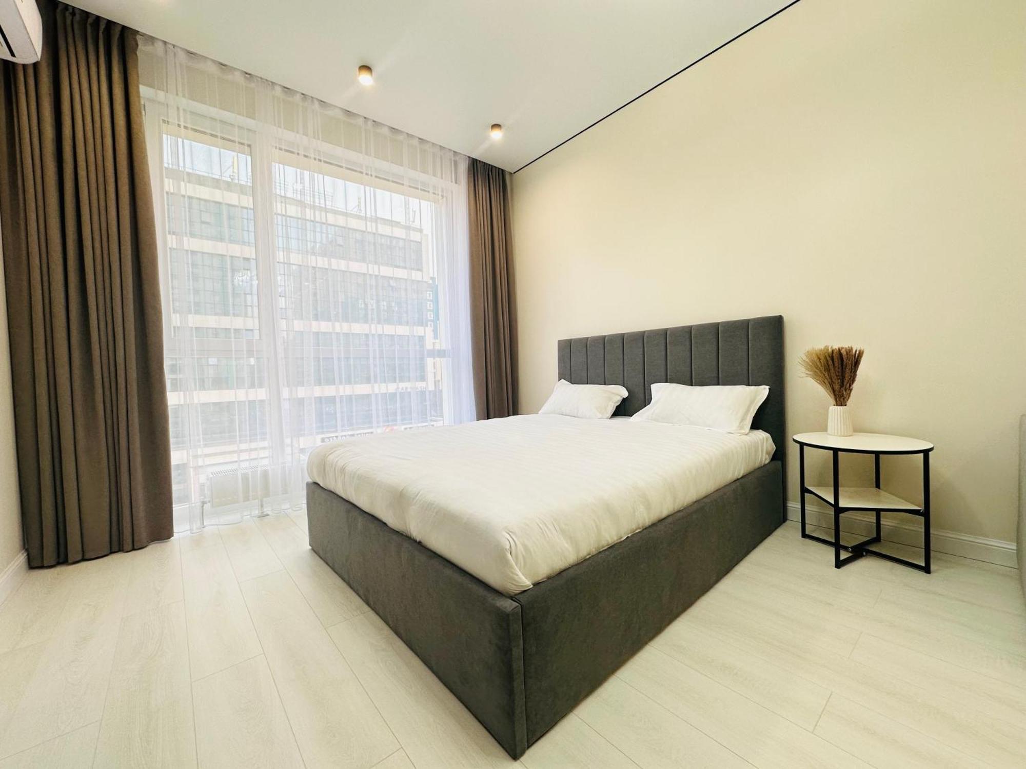 Apartment Shabyt One-room With Stylish Renovation