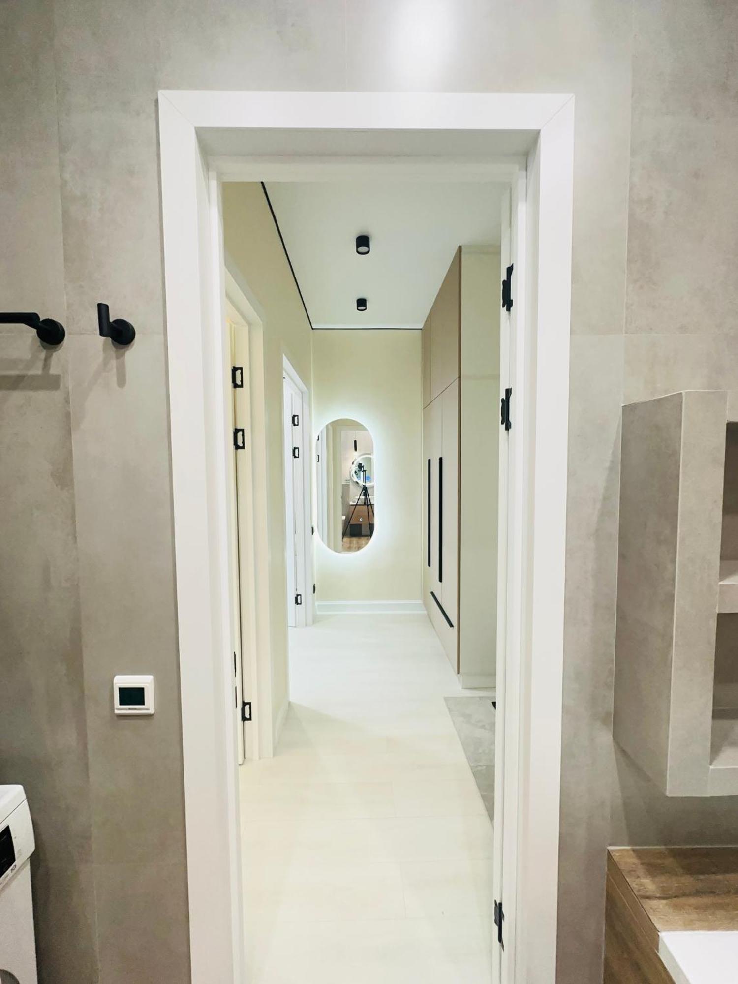 Shabyt One-room With Stylish Renovation *